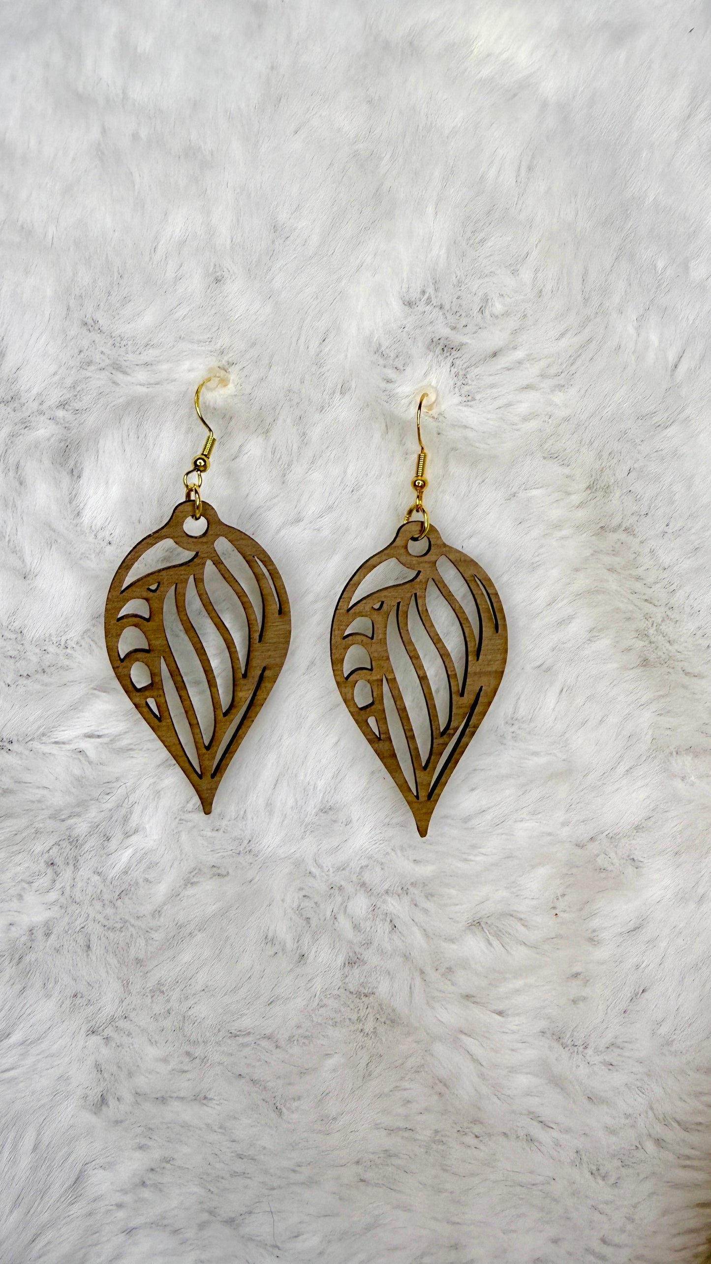 Boucles d’oreilles en bois "Feuille"