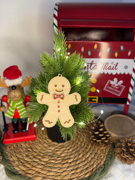 Boule de Noël en bois "Pain d’épices"