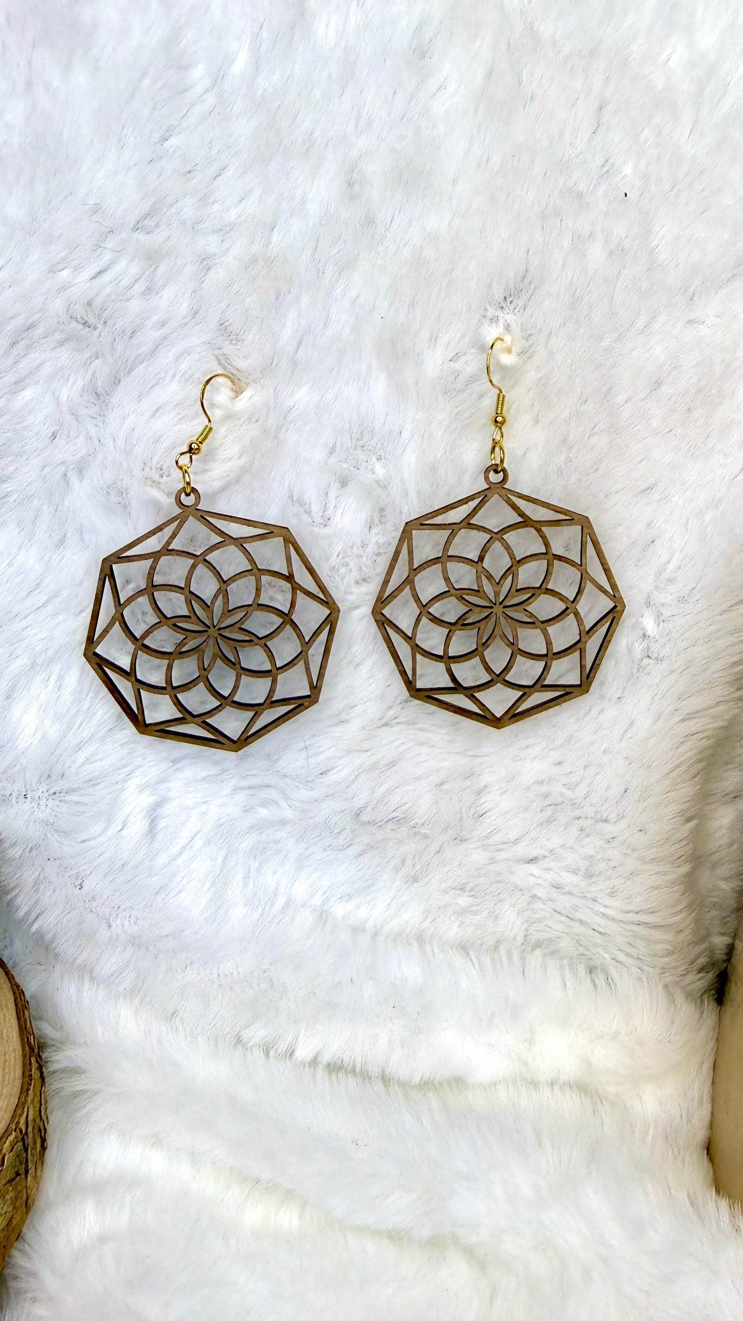 Boucles d’oreilles en bois "Rosace"